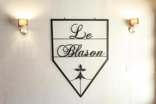 Гостиница Le Blason в Амбуазе