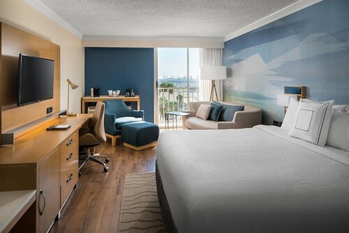 Гостиница Courtyard by Marriott Long Beach Downtown в Лонг-Бич