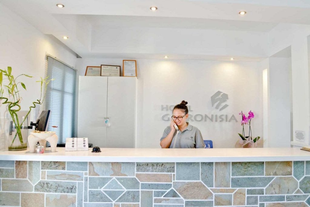 Фото Glaronisia Hotel