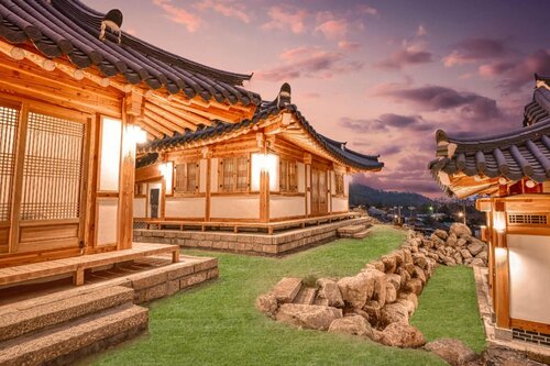 Гостиница Gyeongju Hanokhotel Chunchugwan в Кенджу