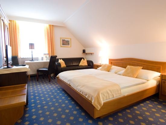 Фото Hotel Biedermeier Hof