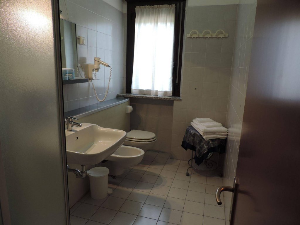 Фото Hotel Maris