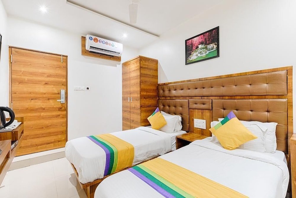 Фото Riva International