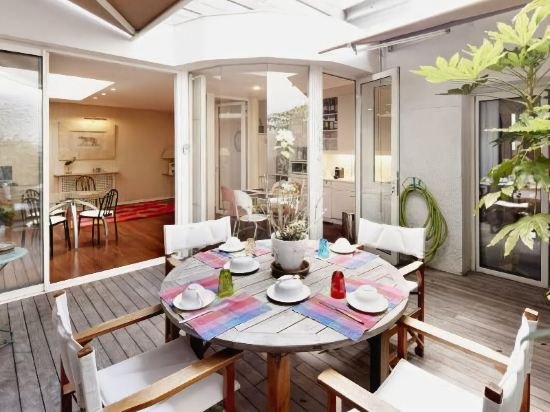 Фото Patio de l'Intendance