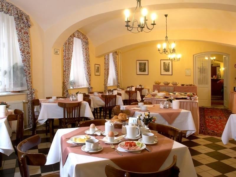 Фото Hotel Graf Stadion