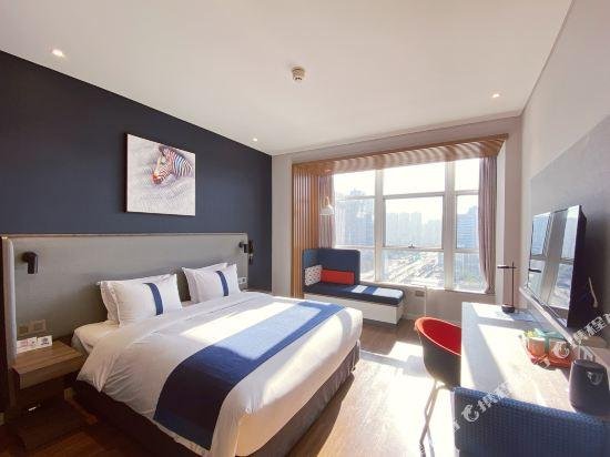 Фото Holiday Inn Express Hangzhou Binjiang