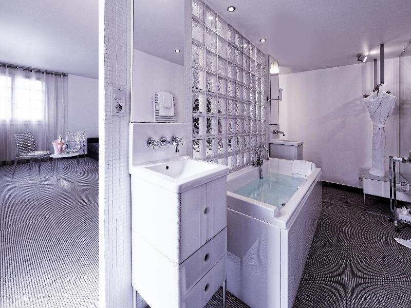 Фото Kube Hotel Paris