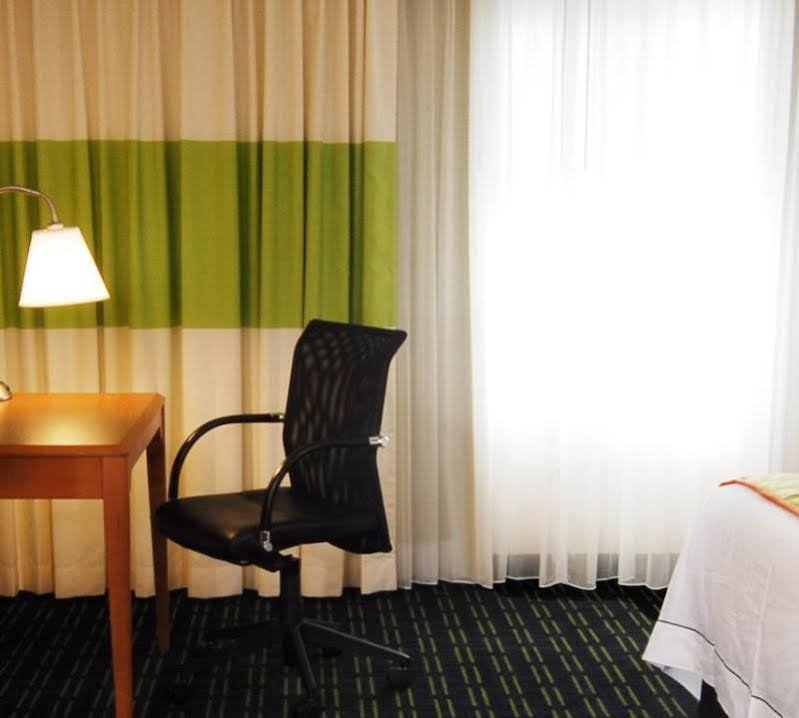 Фото Fairfield by Marriott Rochester Henrietta/University Area