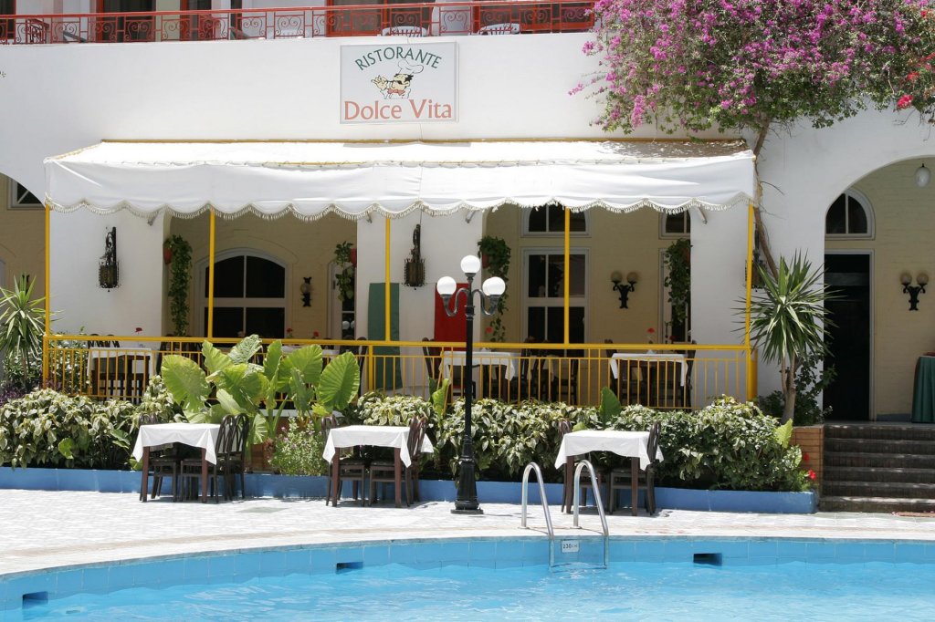 Фото Royal Star Empire Beach Resort