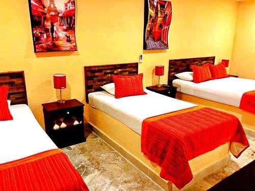 Фото отеля 1