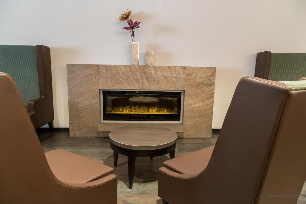 Фото B&f Hotel am Neumarkt