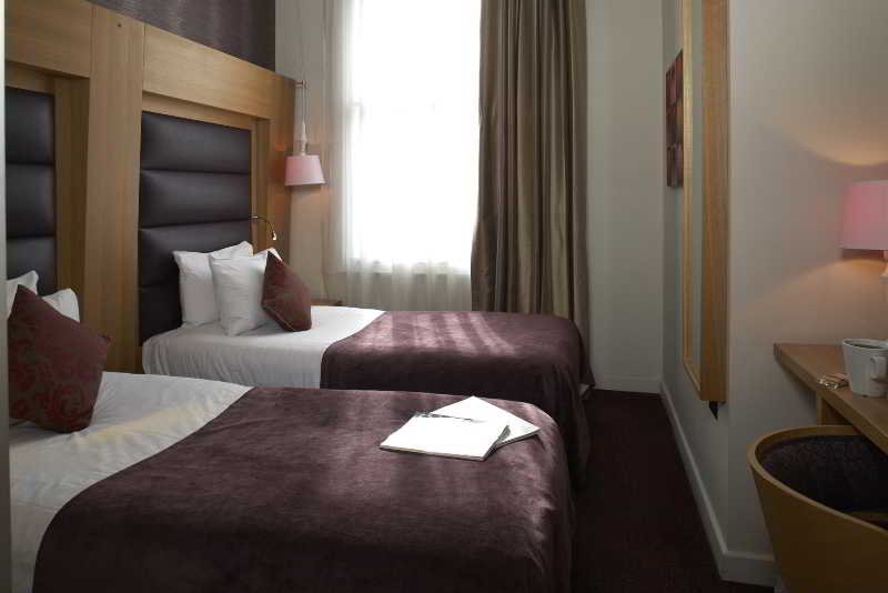 Фото Ibis Styles London Gloucester Road
