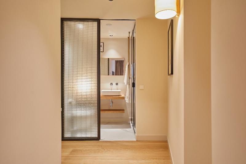 Фото Mon Boutique Hotel