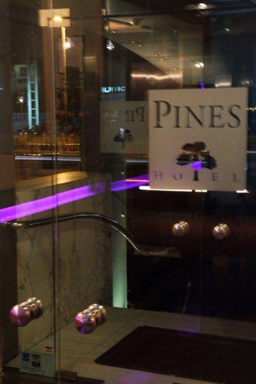 Фото Pines Hotel