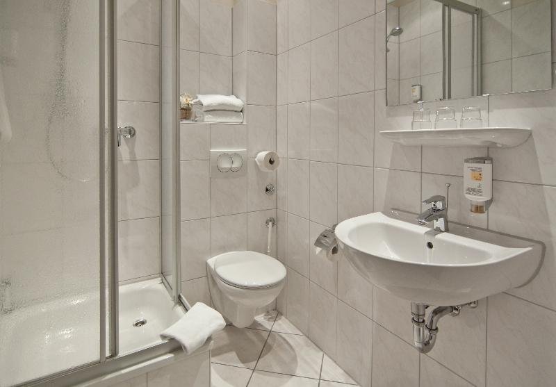 Фото Novum Hotel Continental Hamburg Hauptbahnhof