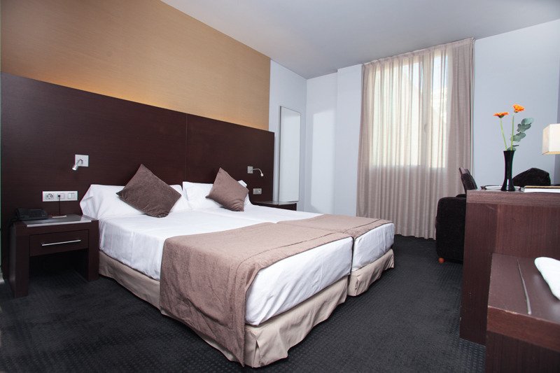 Фото Hotel Madanis