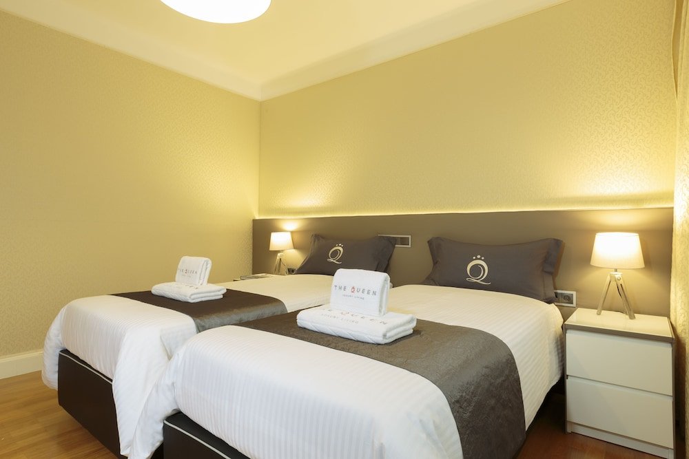 Фото The Queen Luxury Apartments - Villa Giada