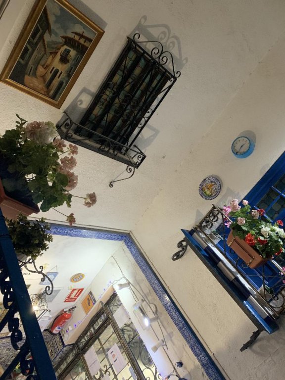 Фото Pensión La Giraldilla