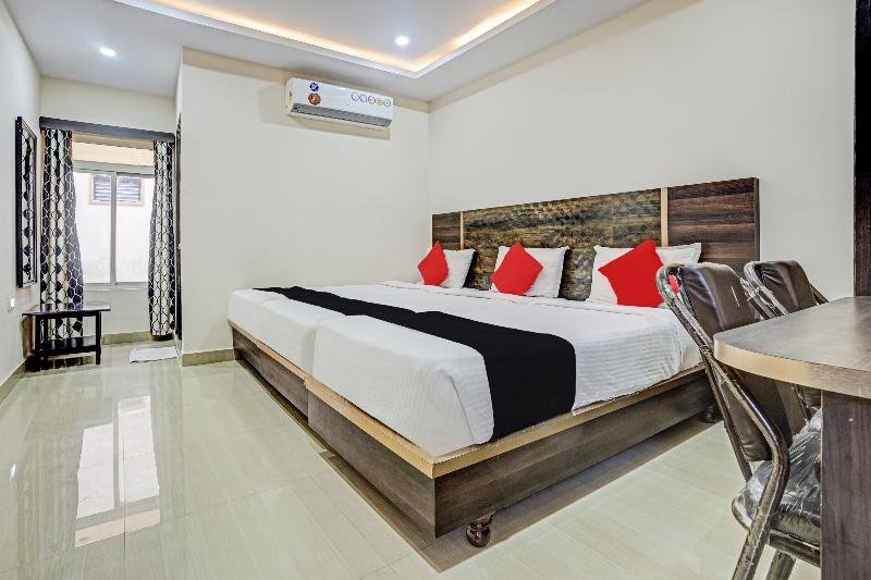 Фото Hotel Asian International