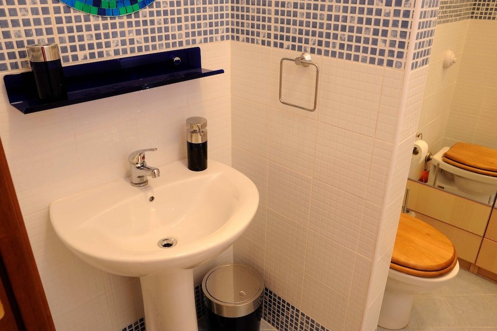 Фото House With one Bedroom in Palermo, With Balcony and Wifi Near the Beach