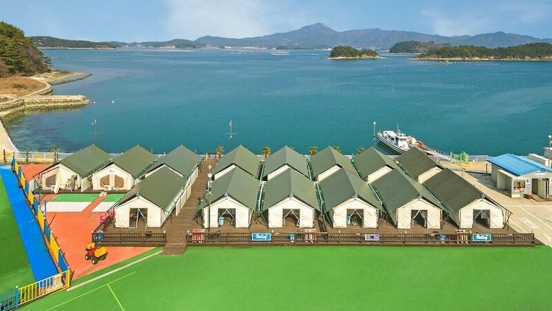 Гостиница Goseong Bluebeach Pension&glamping