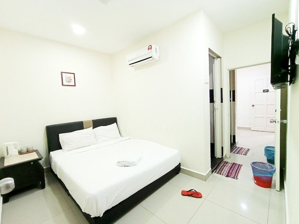 Фото Mn Ferringhi Inn