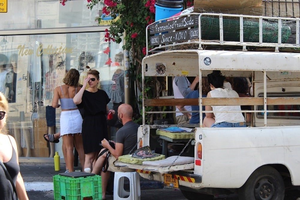 Фото Theodor Brown Rothschild