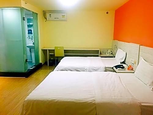 Фото 7 Days Inn Xian Xiaozhai Shizi Subway Station Branch