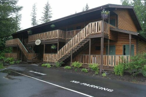 Гостиница Seward Windsong Lodge