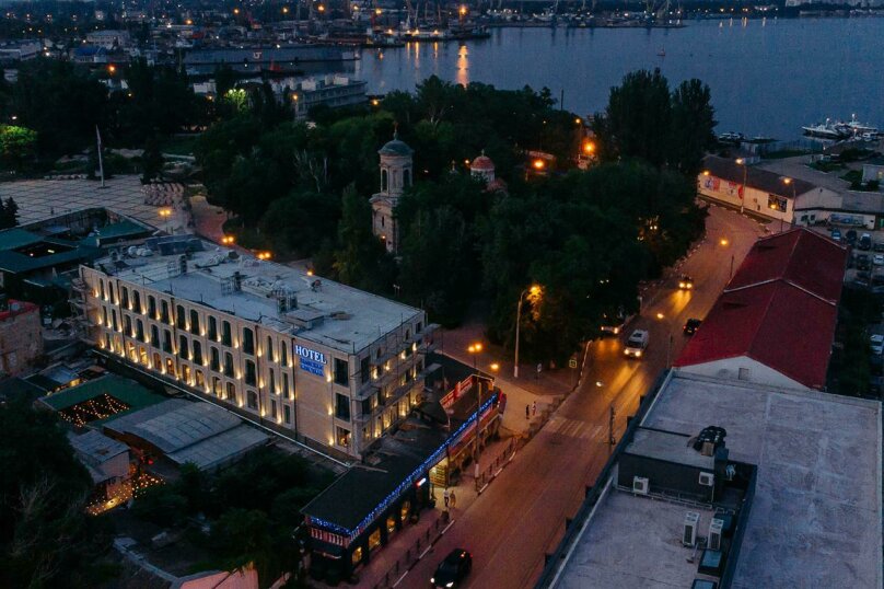 Фото отеля 2