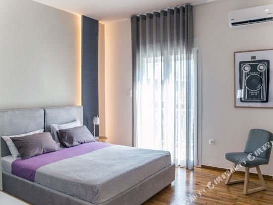 Фото The Athens Insider