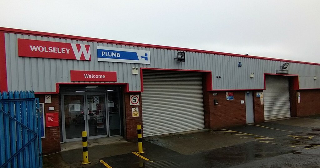 Bathroom furniture Wolseley Plumb, Edinburgh, photo