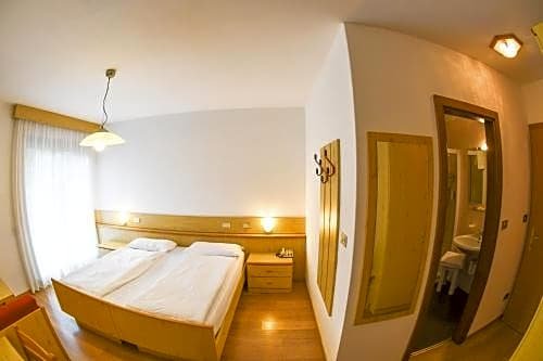 Фото Hotel El Laresh