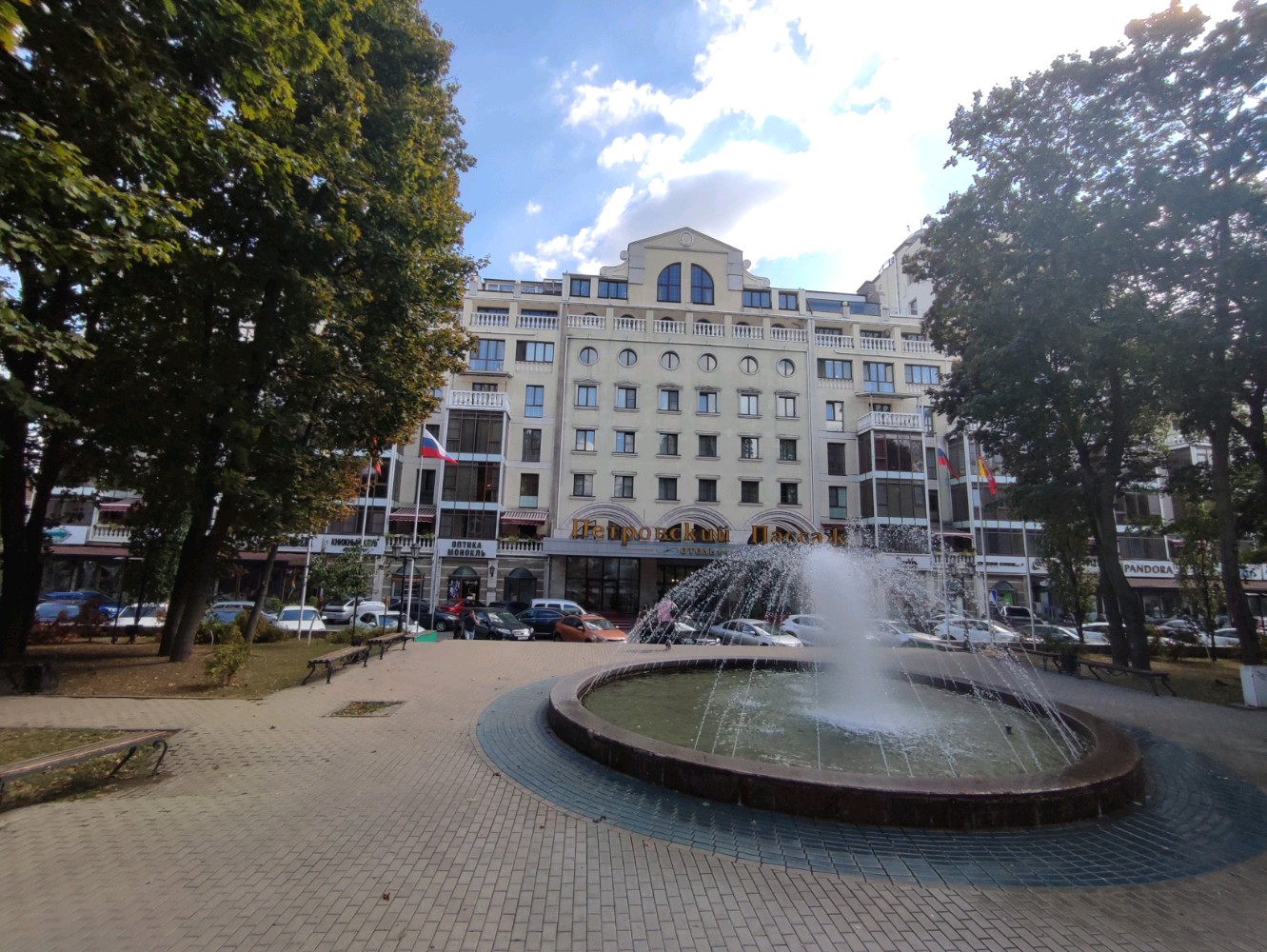 Фото Петровский Пассаж