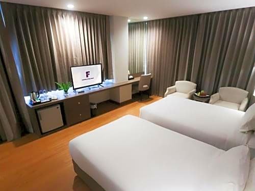 Фото Fortune River View Hotel Nakhon Phanom