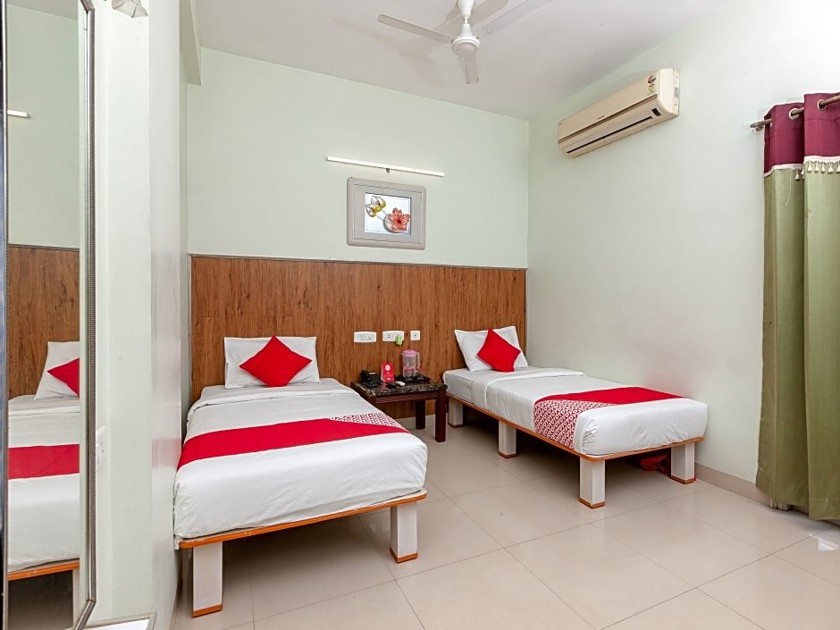 Фото Lotels Hotel