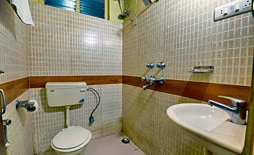 Фото Hotel Heera
