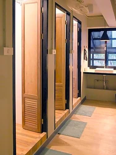 Фото Monomer Hostel Bangkok