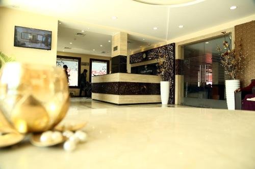 Фото Отель The Golden Apple