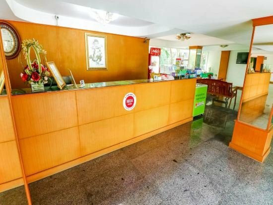 Hotel Nida Rooms Petkasem 581 Golden Place, Bangkok, photo