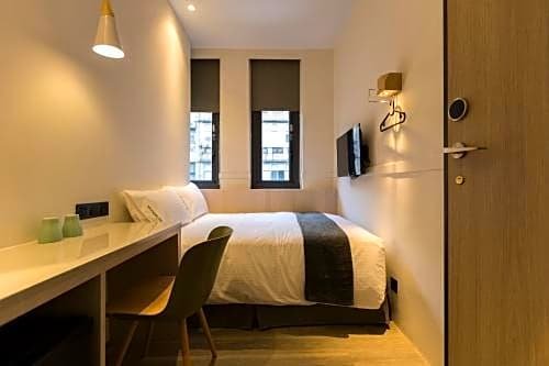 Фото Meander 1948 Hostel - Taipei Main Station