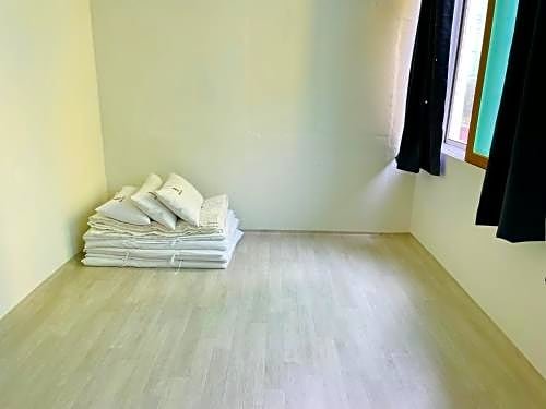 Фото Backpackers in Yeosu - Hostel