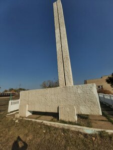 Обелиск советским солдатам, погибшим в Великую Отечественную войну 1941 – 1945 гг (Оренбургский район, село Бродецкое), памятник, мемориал в Оренбургской области