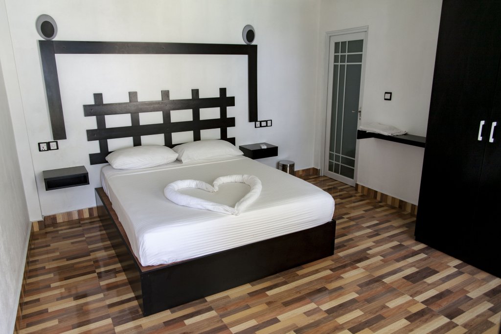 Фото Dhonfulhafi Beach View & SPA