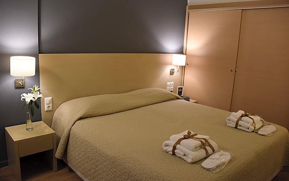 Фото Dionissos Hotel