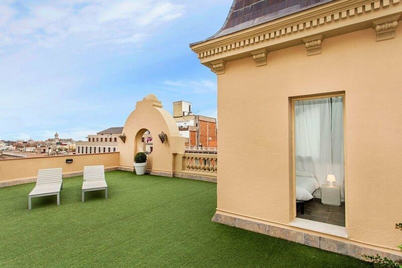 Гостиница 1304 - Central Penthouse Terrace в Барселоне