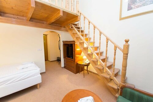 Гостиница Hotel Anglický Dvůr в Карловых Варах