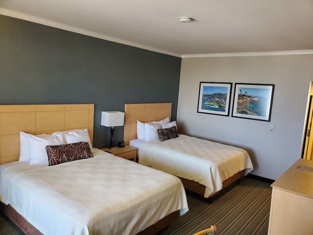 Фото Inn by The Sea La Jolla