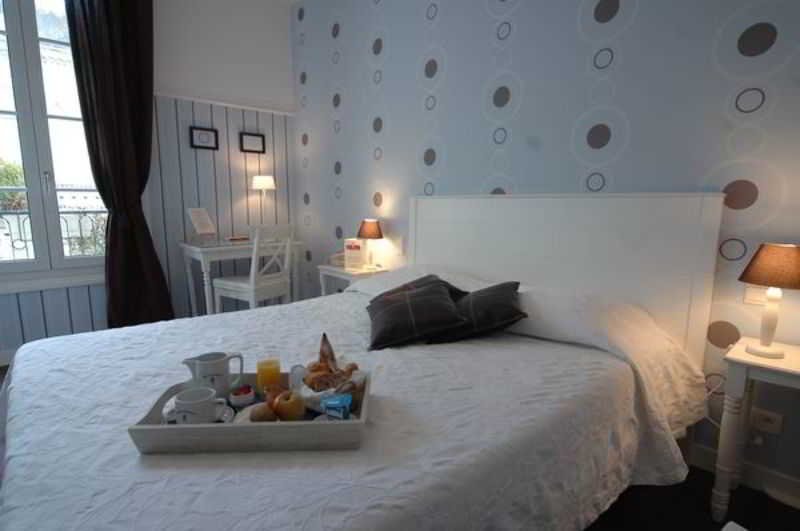 Фото The Originals Boutique, Hôtel Le Londres, Saumur