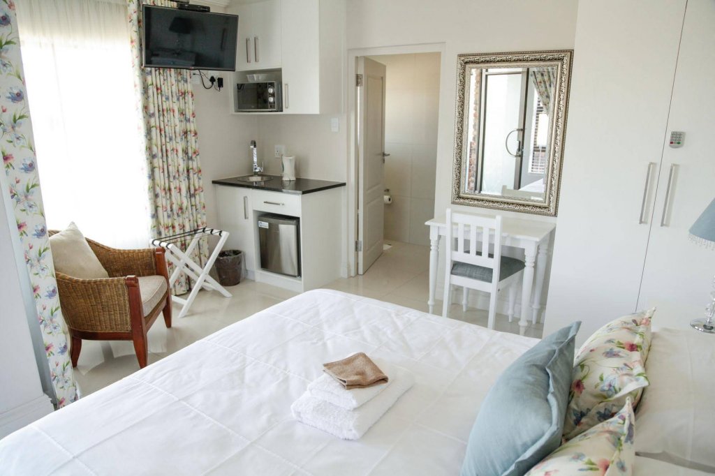 Фото Hilltop Guesthouse